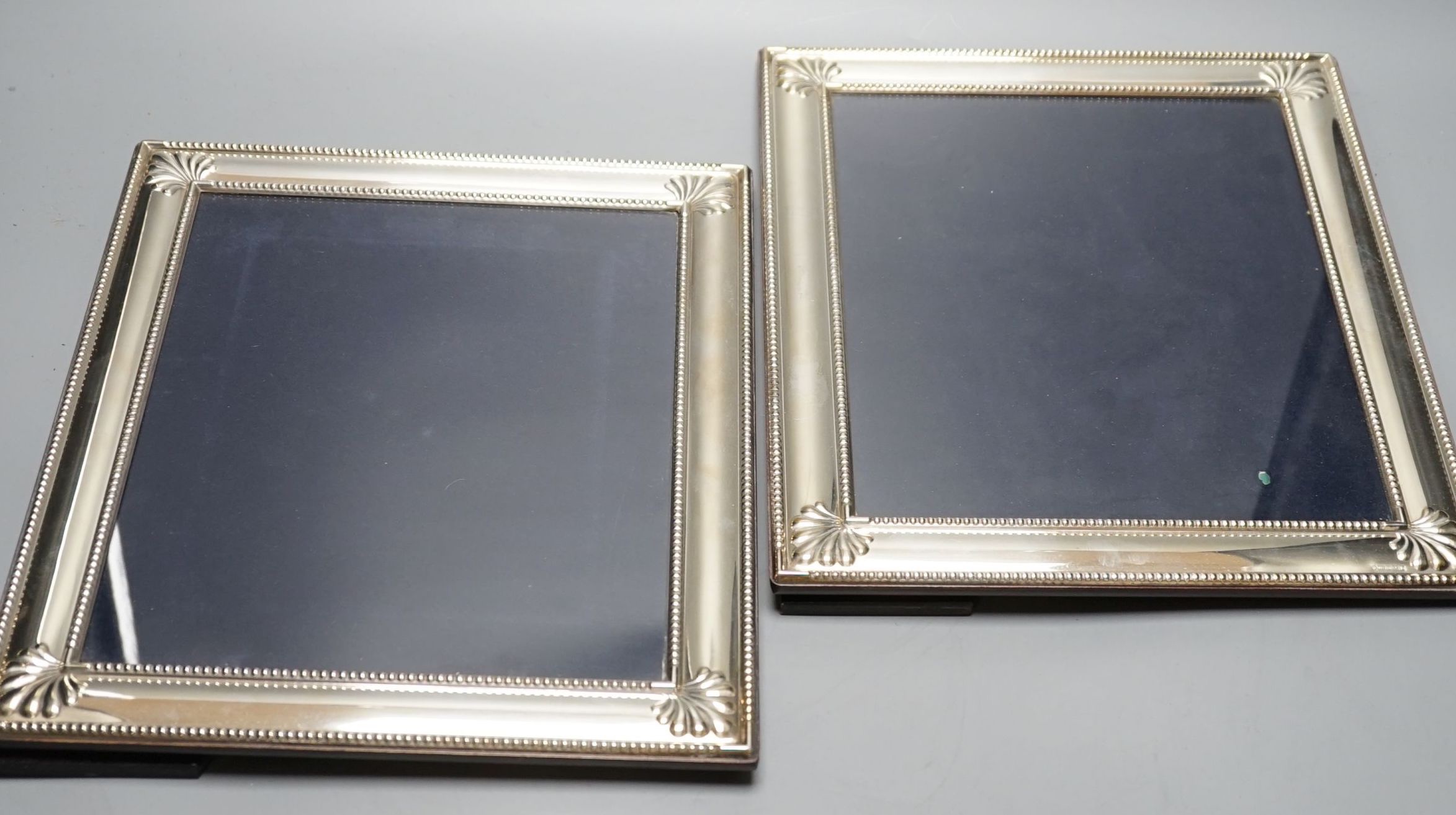 A modern pair of silver mounted rectangular photograph frames, Carrs of Sheffield, 2001, 31.9cm.